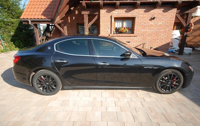 Maserati Ghibli cena 115497 przebieg: 78000, rok produkcji 2015 z Tarnogród małe 781